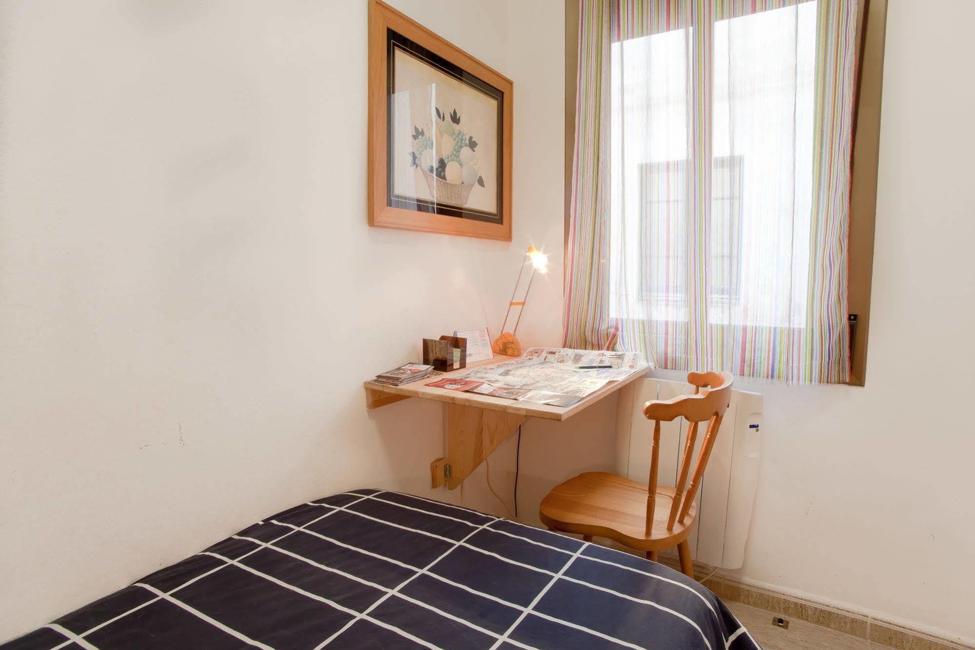 Apartamentos Tarradellas Sants Estacio 바르셀로나 외부 사진